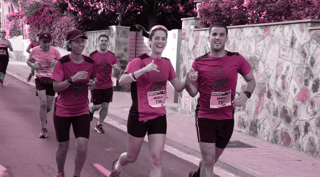 Socios de Funtastic Race corriendo una carrera popular